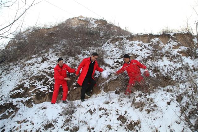 中国石油作家采风团：追寻坪北的路，感受坪北的情！