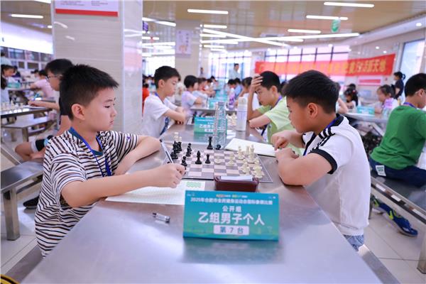 _IBK_7.JPG 纹枰落子湖光畔,智慧交锋校园间——合肥市全民健身运动会围棋与国际象棋比赛同日落幕