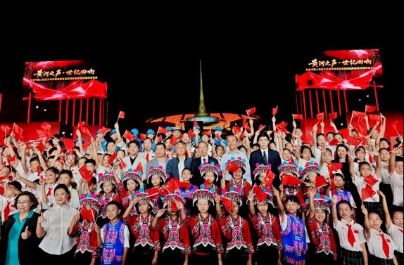 13.JPG 龙宇翔出席“黄河之声·世纪回响”纪念中华人民抗日战争暨世界反法西斯战争胜利80周年音乐会