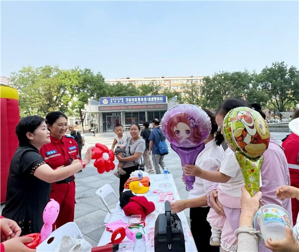 图片15.JPG 中华慈善日,久久做好事——北京通州万达广场系列公益活动温暖举行