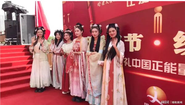 5.JPG 邢暖双节·绣球牵缘——《婚礼中国》国庆中秋婚恋活动盛大举行