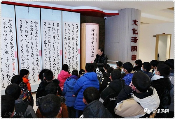 _IBK_11.jpg 汤阴县举办“以文化人·以艺通心”徐增福书法艺术作品专题展