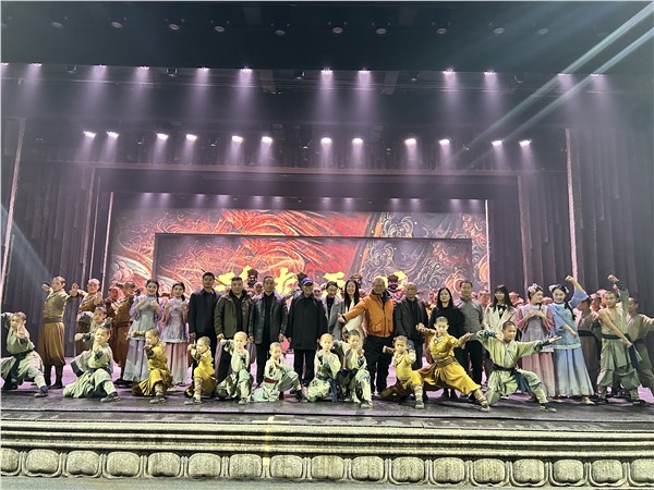 _IBK_6.jpg 北京国新环球文化传媒有限公司砥砺前行十二载,“精忠报国”牌粉皮粉条斩获2025年度中国商业创新金鼎典范品牌