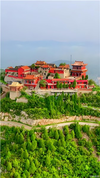 _IBK_3.jpg 安阳市政协副主席刘鸿民一行赴林州白云山调研古建筑与传统文化保护工作