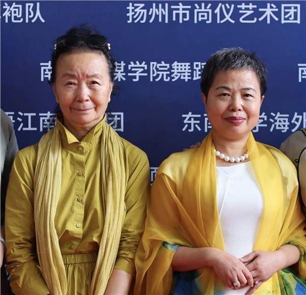 _IBK_6.jpg 中国国际新闻杂志社爱尔兰分社社长陈秋梅再创佳绩!美国西雅图图书漂流站签约,推动中美文化交流