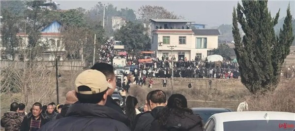 _IBK_1.jpg 为何“杀猪宴”会从“生活场景”翻车为“数字祭坛”?——以场景美学探析“小而美”原生场景的守护之道