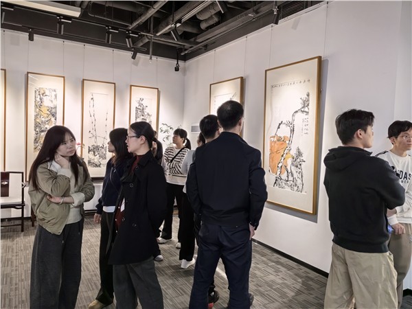 _IBK_2.jpg 埙篪和乐——王利、王林兄弟中国画巡展深圳启幕