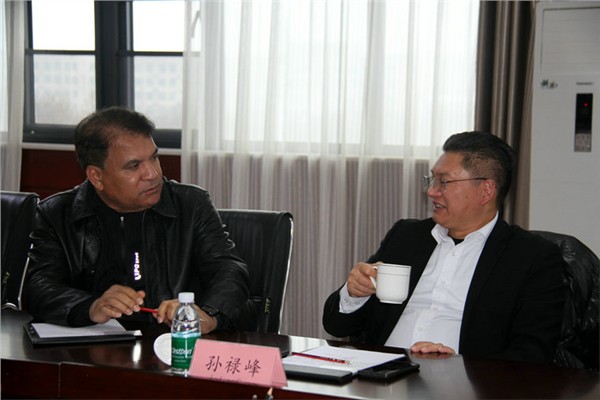 _IBK_4.jpg 巴西华商会代表团到少林客车参访考察并成功签约