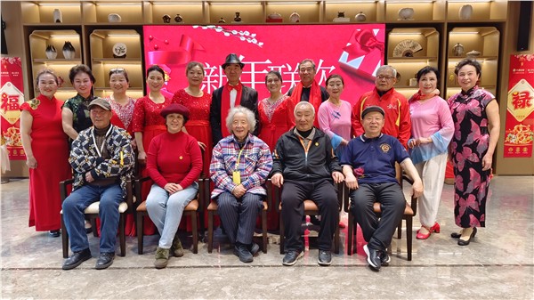 _IBK_3.jpg 情暖夕阳 爱润心间——健康中国工程文化品牌中心艺术团慰问演出圆满举行