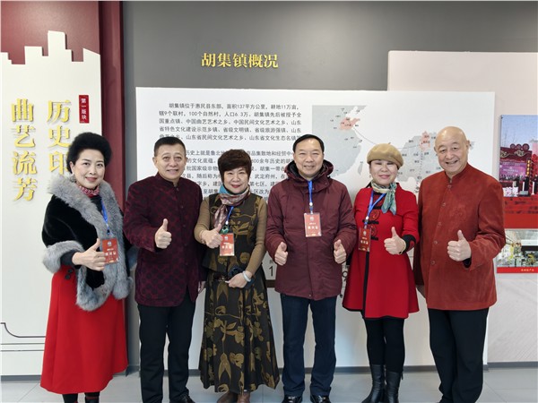 _IBK_6.jpg 豫鲁曲艺携手 共传非遗文脉——安阳市曲协、文峰区大美文峰艺术团亮相山东胡集书会