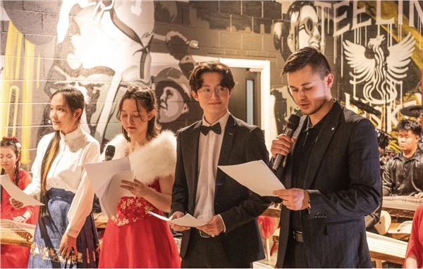 _IBK_3.jpg “世界因爱而生”全球春晚主持人安东尼Anton Khiao 乌克兰青年跨越中爱的国际文化交流