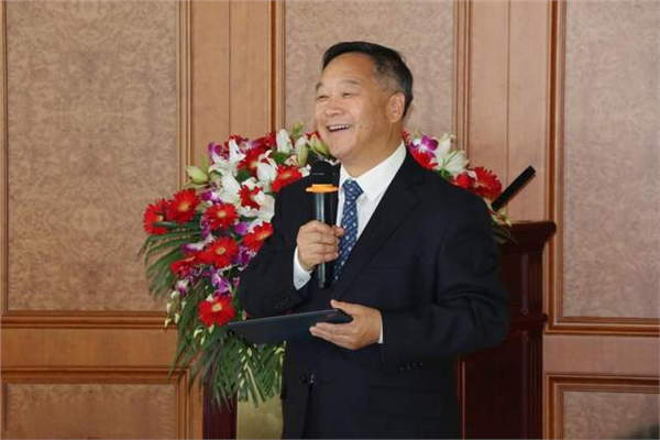 _IBK_图片4.png 黄沙褪去绿意起 沙戈荒变身能源金山——新疆麦盖提沙戈荒特大型新能源基地项目推介会在京隆重举行