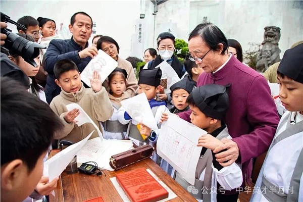 _IBK_3.jpg 非遗传承人|李江民:扬州大学里的“刻刀先生” 雕版印刷的“活态传承”