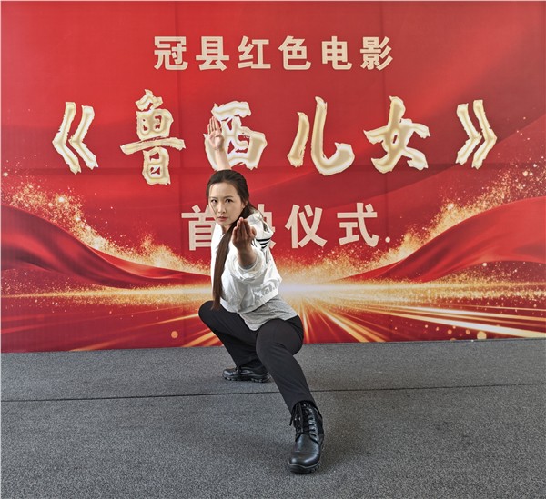 _IBK_5.jpg 电影《鲁西儿女》首映礼圆满举行——中国国际新闻杂志社影视传播院常务副院长、中国国际王宇影视集团有限公司总经理王宇出席《鲁西儿女》首映礼仪式