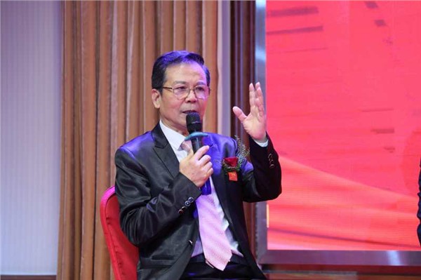 _IBK_18.jpg 媒企联动:“惠民工程”健康进万家盛大启航!