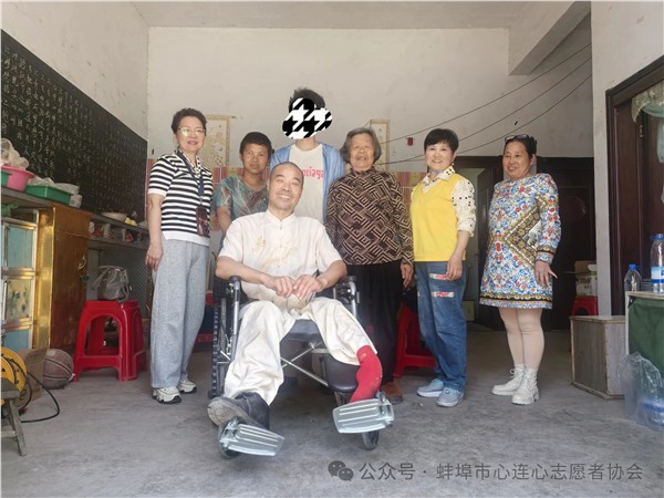 _IBK_1.jpg 爱心暖童心 志愿暖人心
