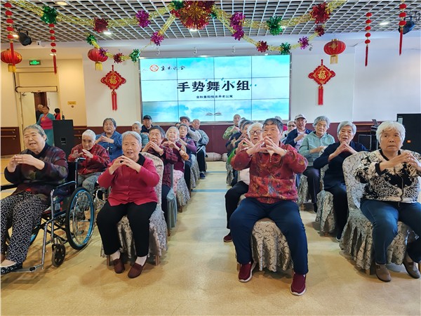 _IBK_8.jpg 镜头记桑榆 调研惠养老——安阳市老干部大学摄影班走进金秋养老院开展调研采风活动
