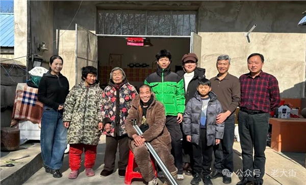 _IBK_2.png 杨晓培:从火车司机到志愿一线 无私情怀续写人间大爱——记蚌埠市心连心志愿者协会会长张红卫