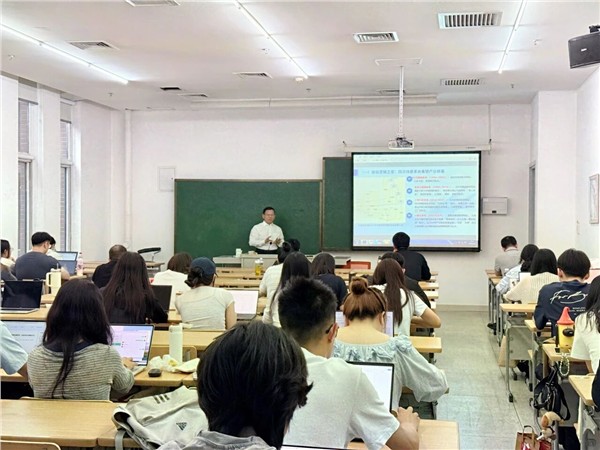 _IBK_4.jpg 陈献春应邀赴南开大学为旅游与服务学院MTA班学员作专题授课
