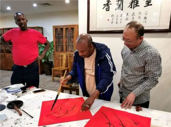 _IBK_5.png 非遗出海——悬针篆的世界性传播