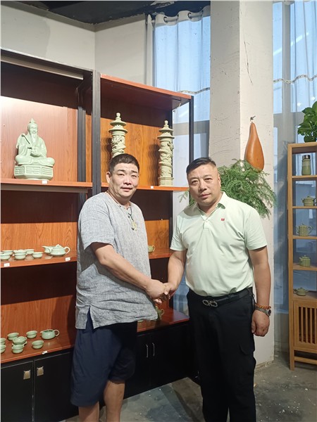 _IBK_3.jpg “精忠报国”陶瓷品牌战略合作伙伴汝州市美华汝瓷厂简介