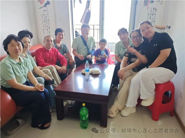 _IBK_640.jpg 爱心午餐暖人心志愿服务进家门——蚌埠市心连心志愿者协会走进佳源东方都市