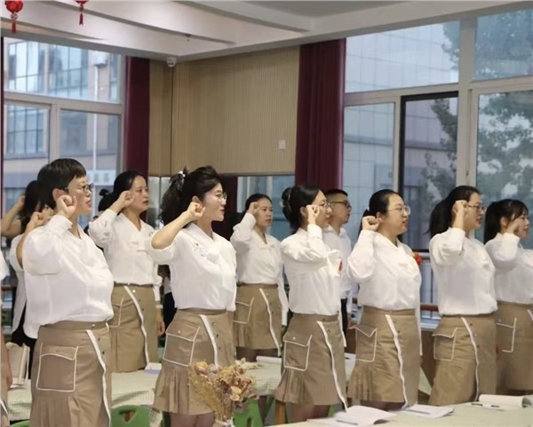 _IBK_微信图片_2026-09-18_083512_198.jpg 润心育幼,筑梦童年——威海经开区安禾幼儿园:以爱为基,办好有温度的学前教育