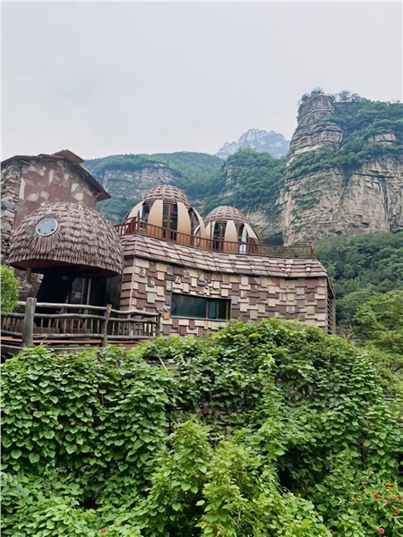 _IBK_6.jpg 太行山林州高家台画家村写生基地与中国国际教育学院集团联合打造国际教育艺术研学景区